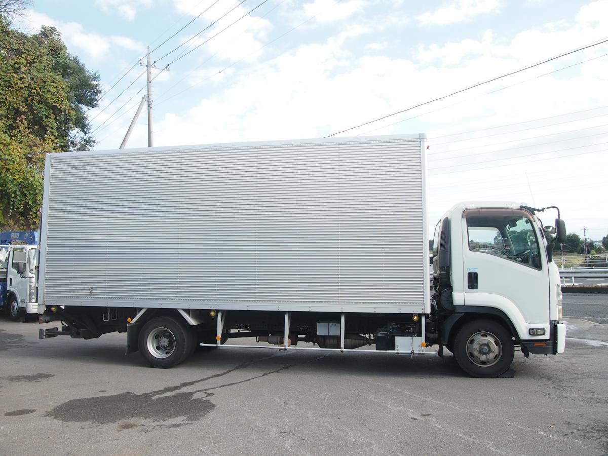 H.26年いすゞフォワードアルミバン 標準 PG観音|中古トラックの販売・買取・査定のアイナビ