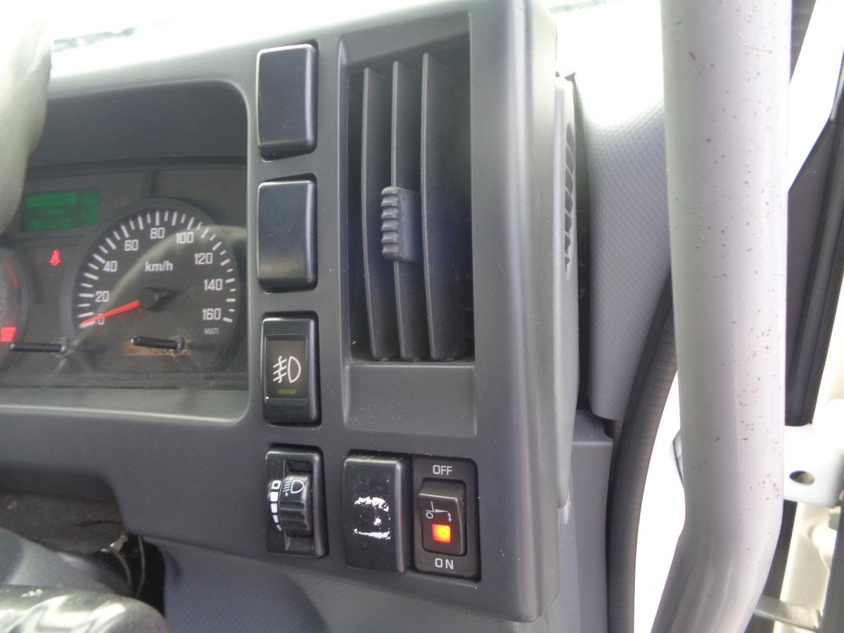 H.26年いすゞフォワードアルミバン 標準 PG観音|中古トラックの販売・買取・査定のアイナビ