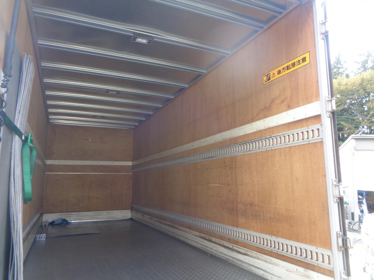 H.26年いすゞフォワードアルミバン 標準 PG観音|中古トラックの販売・買取・査定のアイナビ