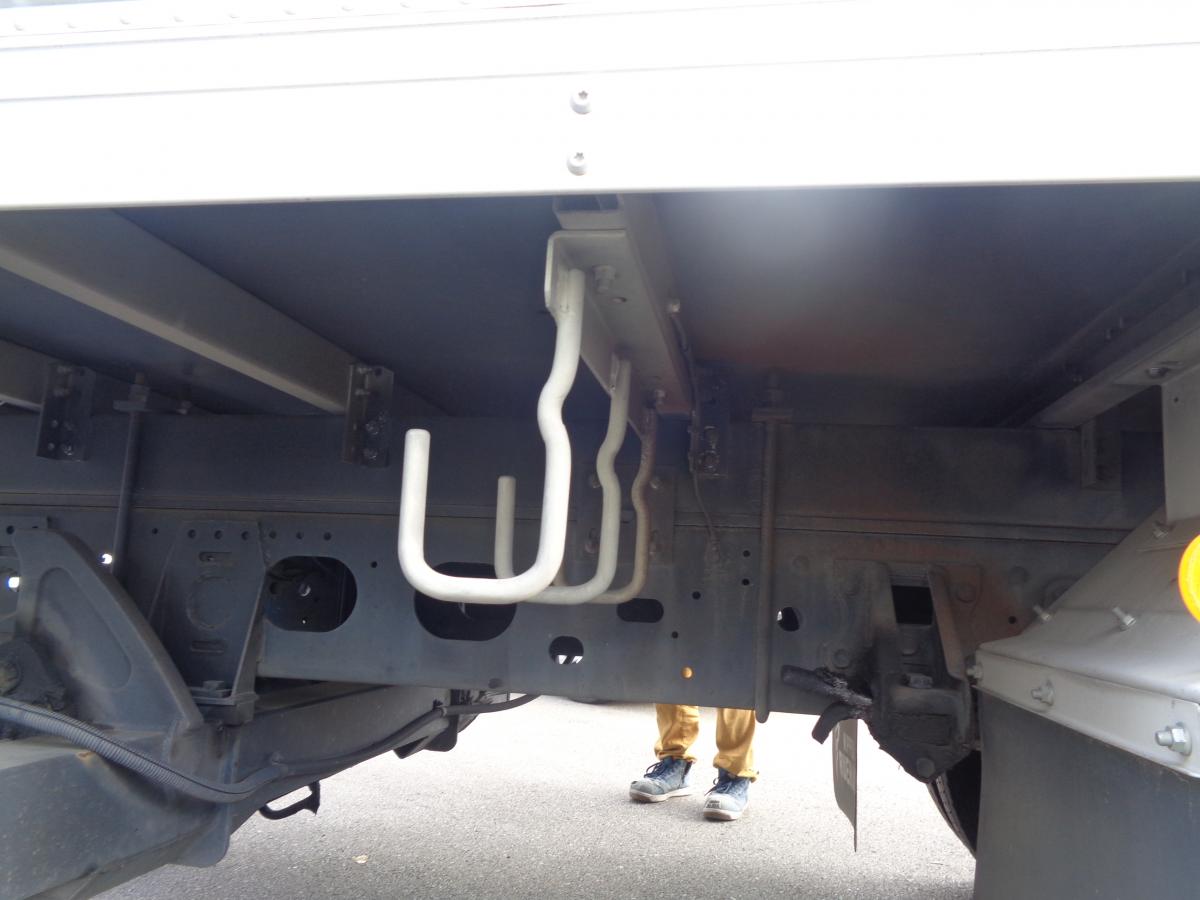 H.26年いすゞフォワードアルミバン 標準 PG観音|中古トラックの販売・買取・査定のアイナビ