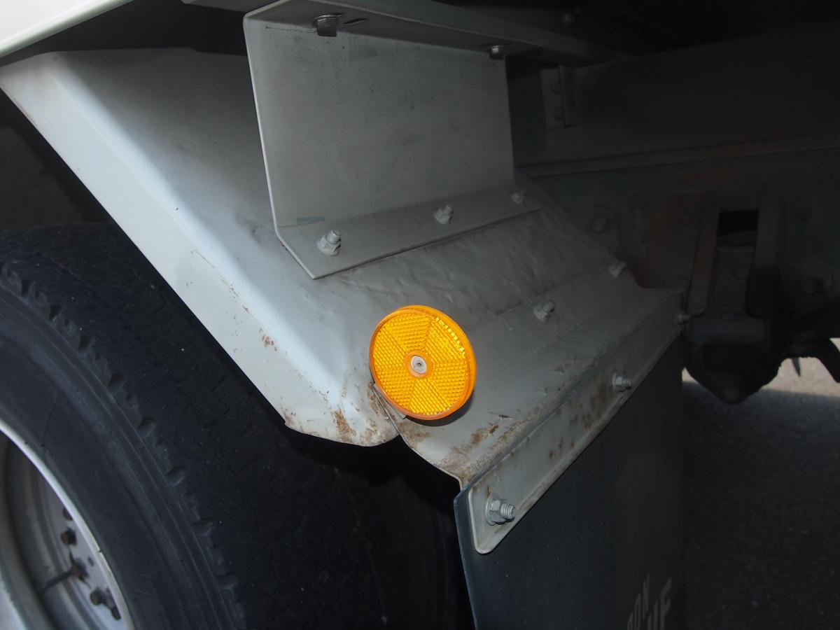 H.26年いすゞフォワードアルミバン 標準 PG観音|中古トラックの販売・買取・査定のアイナビ