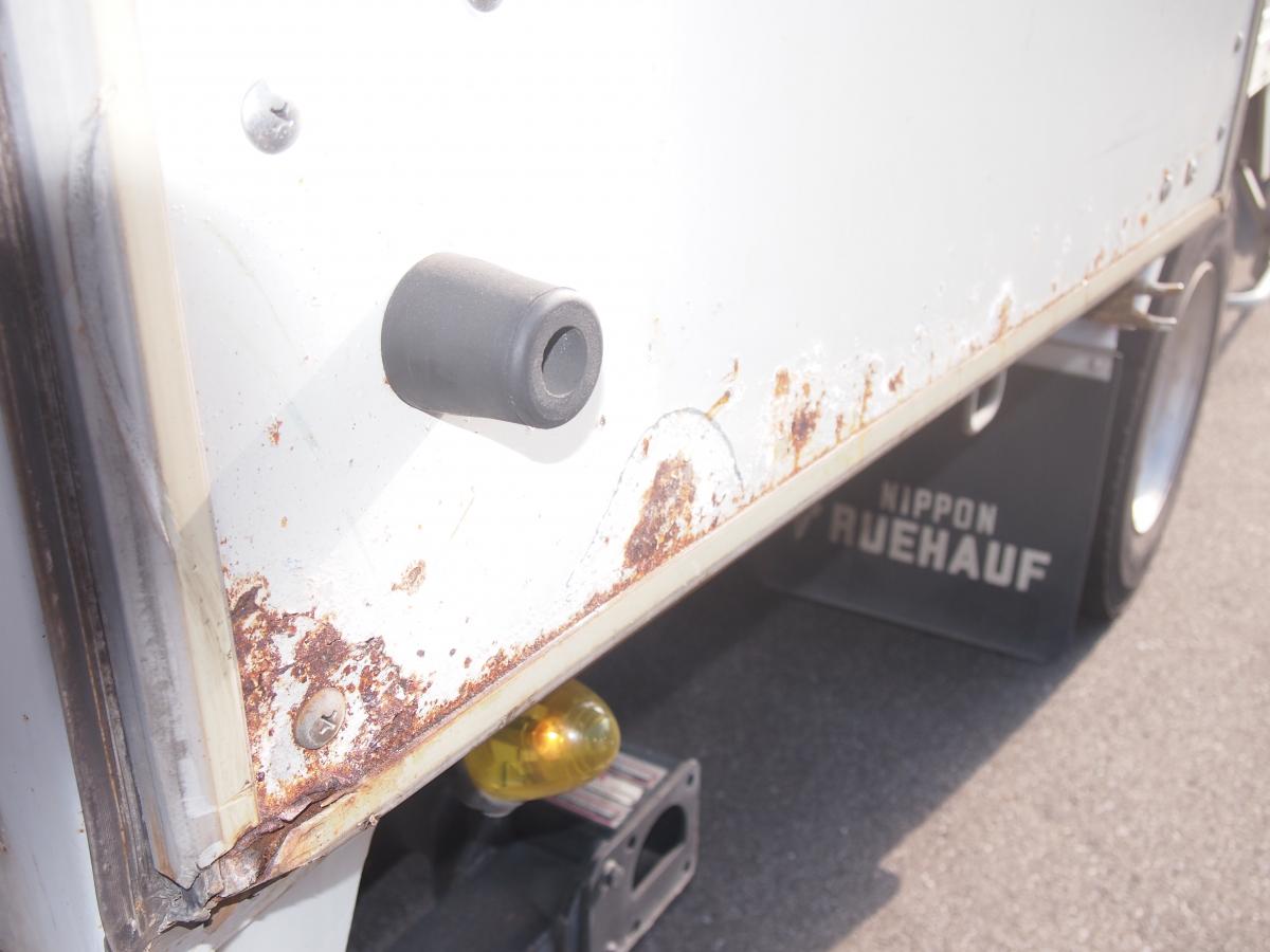 H.26年いすゞフォワードアルミバン 標準 PG観音|中古トラックの販売・買取・査定のアイナビ