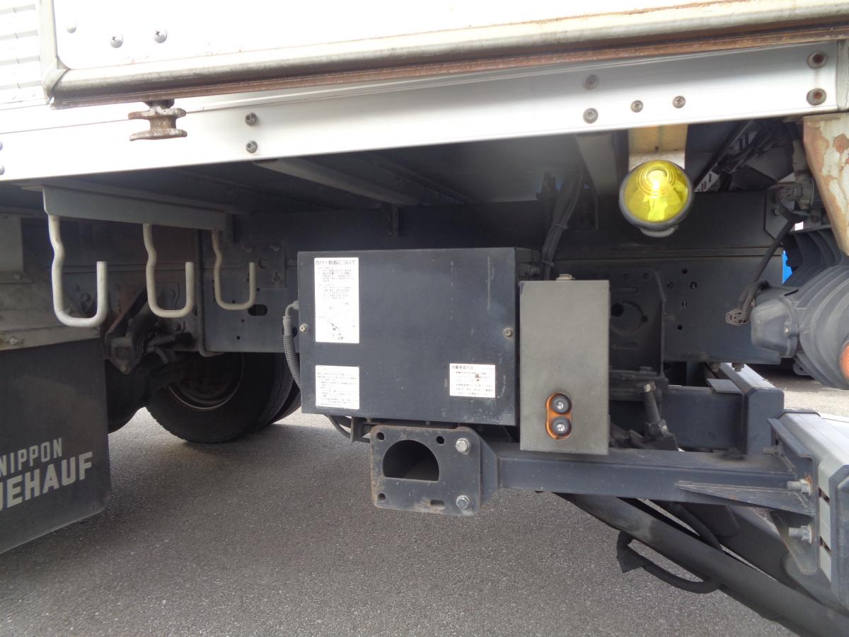 H.26年いすゞフォワードアルミバン 標準 PG観音|中古トラックの販売・買取・査定のアイナビ