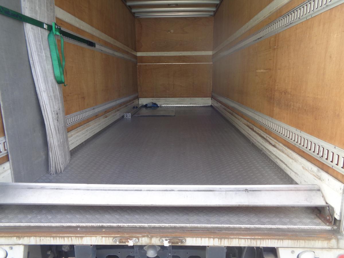 H.26年いすゞフォワードアルミバン 標準 PG観音|中古トラックの販売・買取・査定のアイナビ