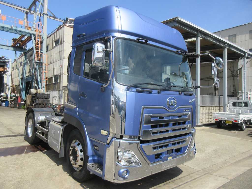 車検付き2PGクオンハイルーフ11.5トントラクタ|中古トラックの販売・買取・査定のアイナビ