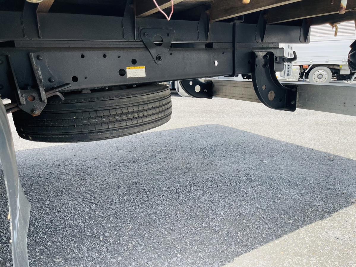 レンジャー 4段クレーンラジコン付|中古トラックの販売・買取・査定のアイナビ