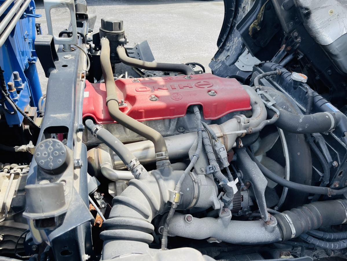 レンジャー 4段クレーンラジコン付|中古トラックの販売・買取・査定のアイナビ