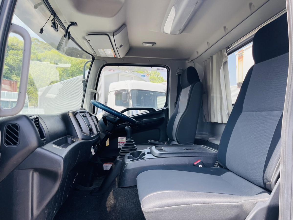 レンジャー 4段クレーンラジコン付|中古トラックの販売・買取・査定のアイナビ