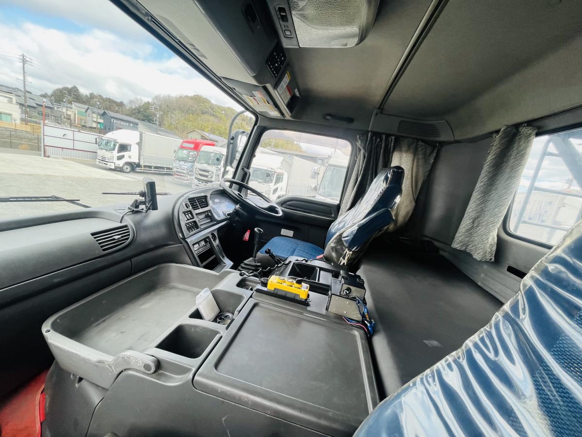 アームロール|中古トラックの販売・買取・査定のアイナビ