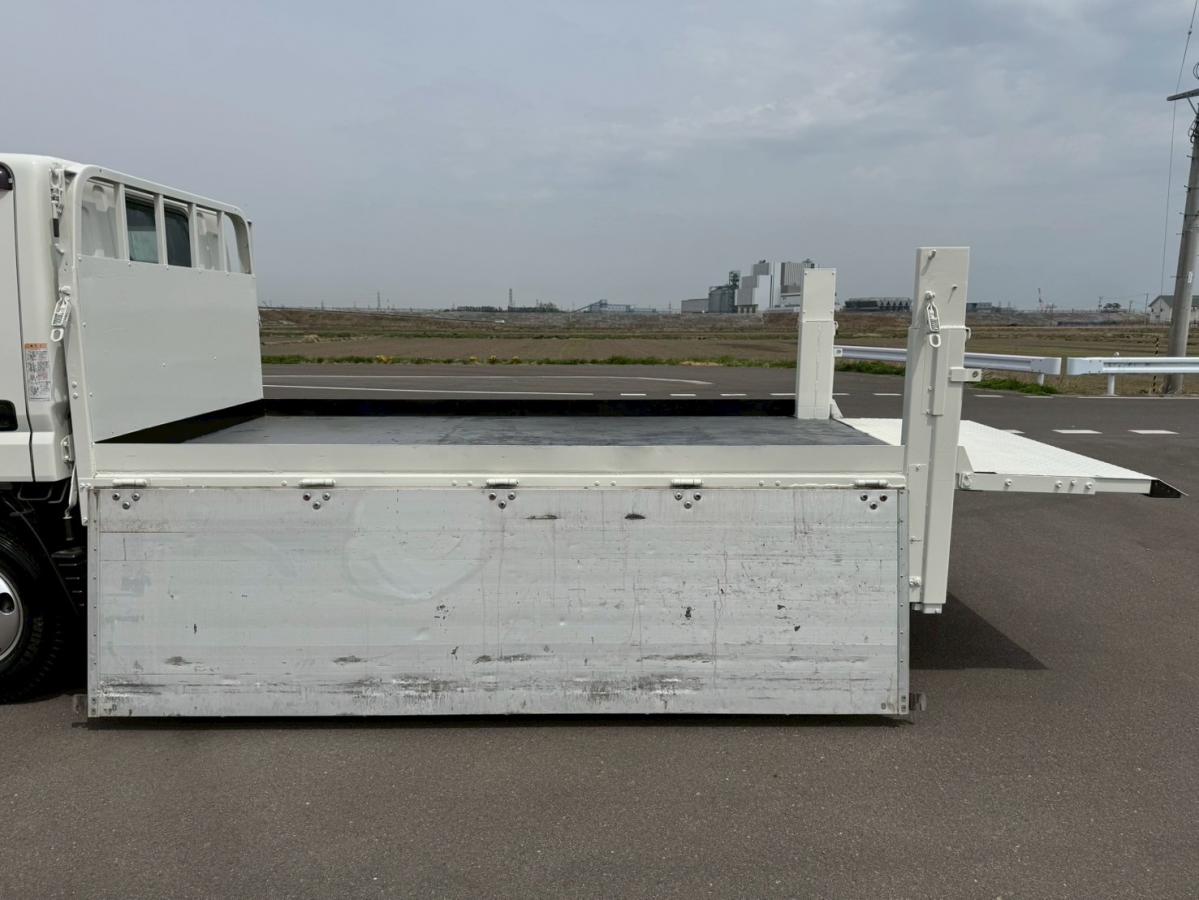 平成28年キャンターアルミブロックパワーゲート車検付|中古トラックの販売・買取・査定のアイナビ