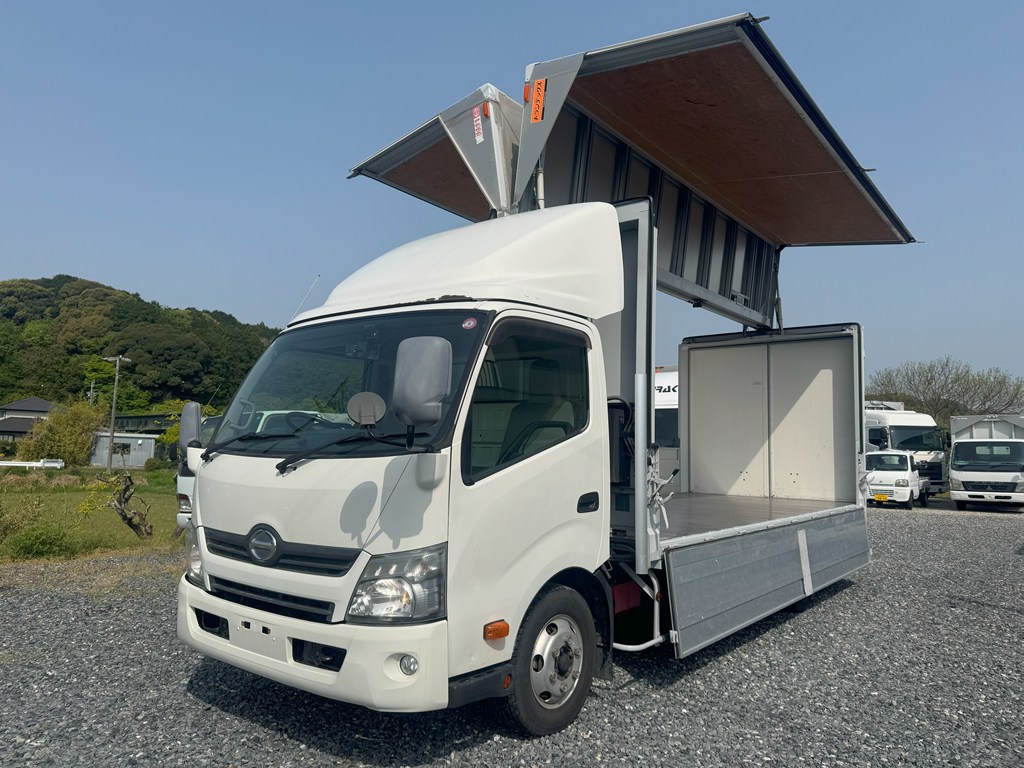平成26年式☆日野デュトロ 超ロングアルミウイング|中古トラックの販売・買取・査定のアイナビ