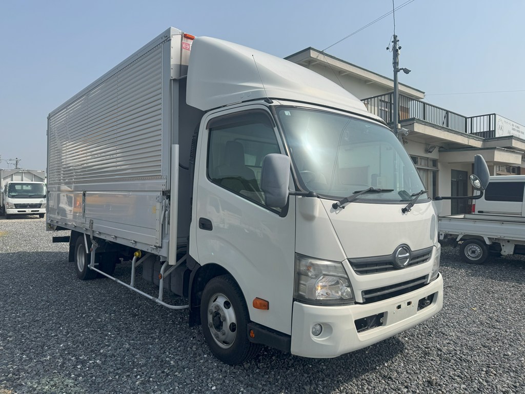 平成26年式☆日野デュトロ 超ロングアルミウイング|中古トラックの販売・買取・査定のアイナビ
