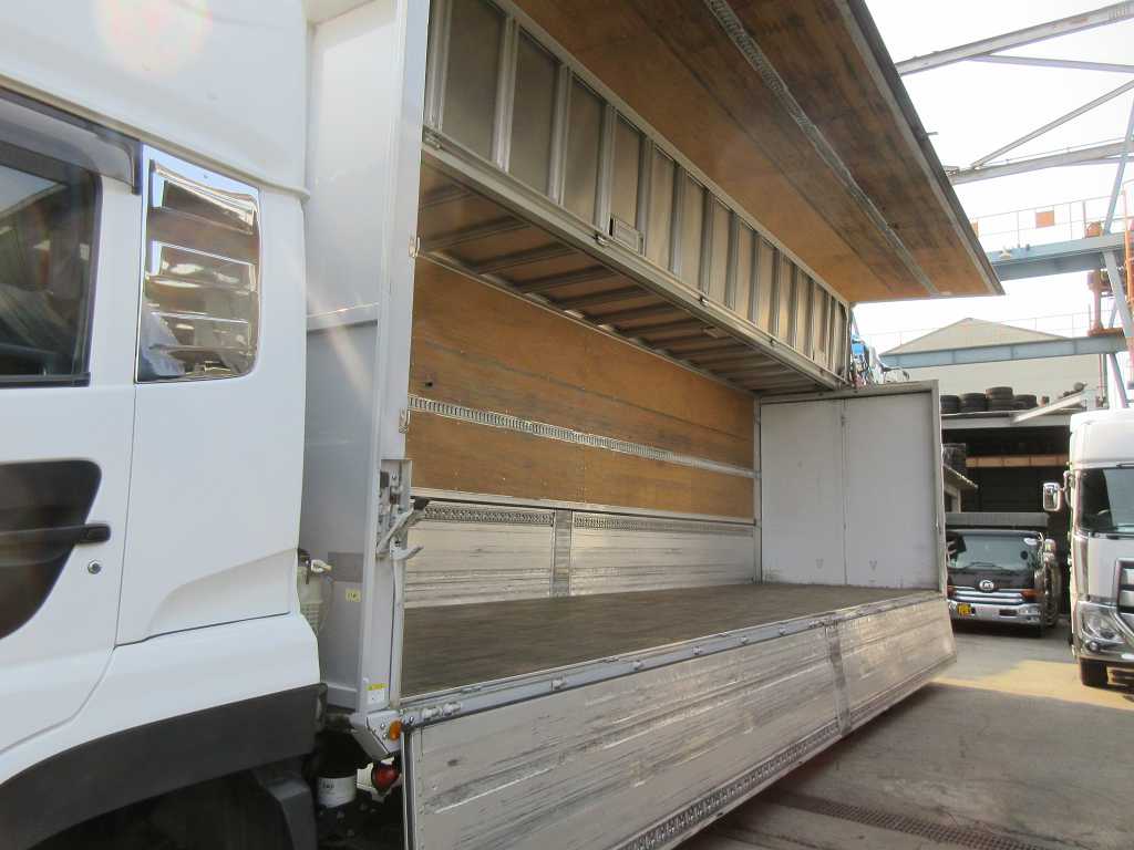 4軸低床車検付きハイルーフアルミウイング|中古トラックの販売・買取・査定のアイナビ