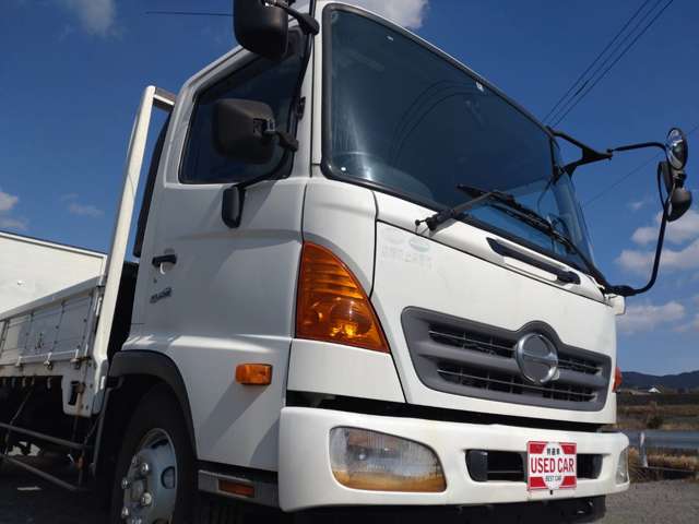 日野自動車レンジャー 4トン平ボディ 積載量4000kg|中古トラックの販売・買取・査定のアイナビ