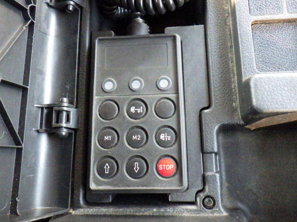 トラクタ 第5輪11.5t ハイルーフ 後輪エアサス 7MT|中古トラックの販売・買取・査定のアイナビ