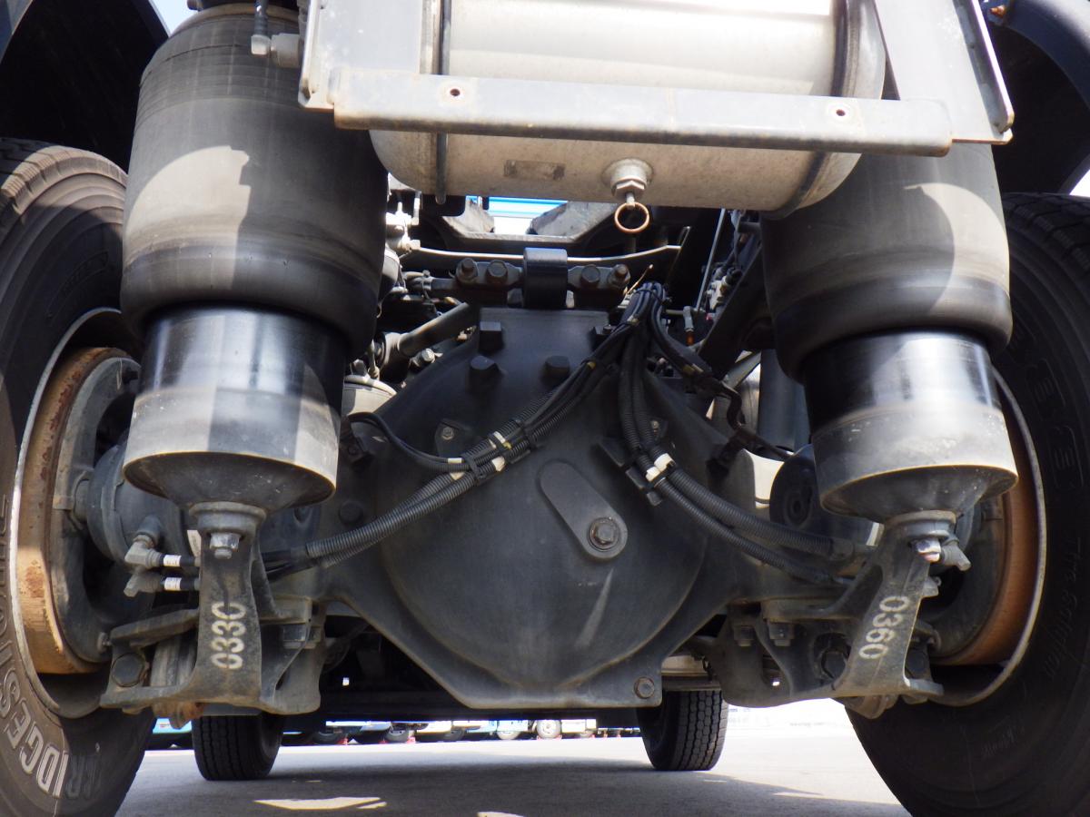 トラクタ 第5輪11.5t ハイルーフ 後輪エアサス 7MT|中古トラックの販売・買取・査定のアイナビ