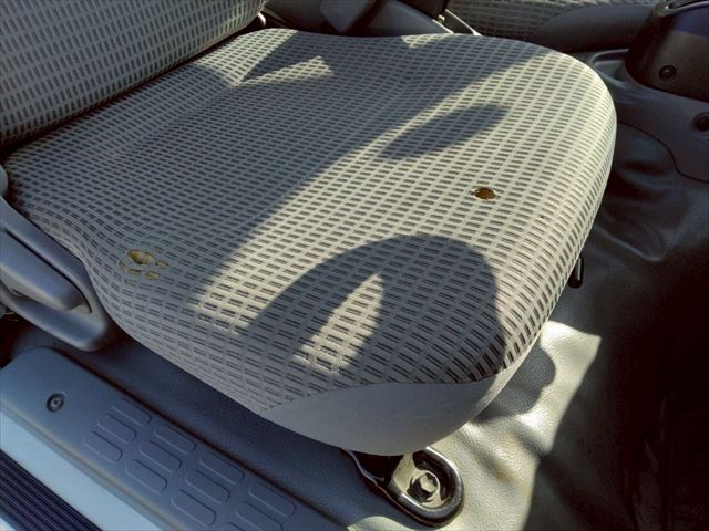 H31年 トヨタトヨエース2t低床平ボディAT車|中古トラックの販売・買取・査定のアイナビ