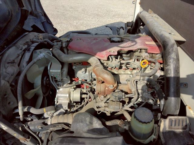 H31年 トヨタトヨエース2t低床平ボディAT車|中古トラックの販売・買取・査定のアイナビ