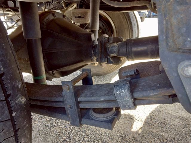 H31年 トヨタトヨエース2t低床平ボディAT車|中古トラックの販売・買取・査定のアイナビ