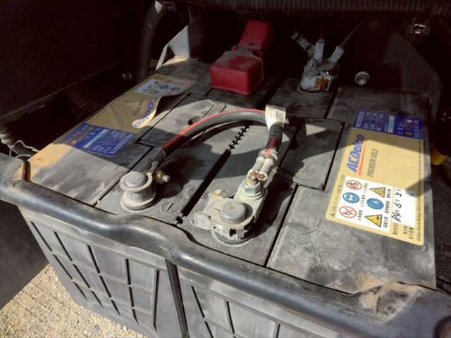 H31年 トヨタトヨエース2t低床平ボディAT車|中古トラックの販売・買取・査定のアイナビ