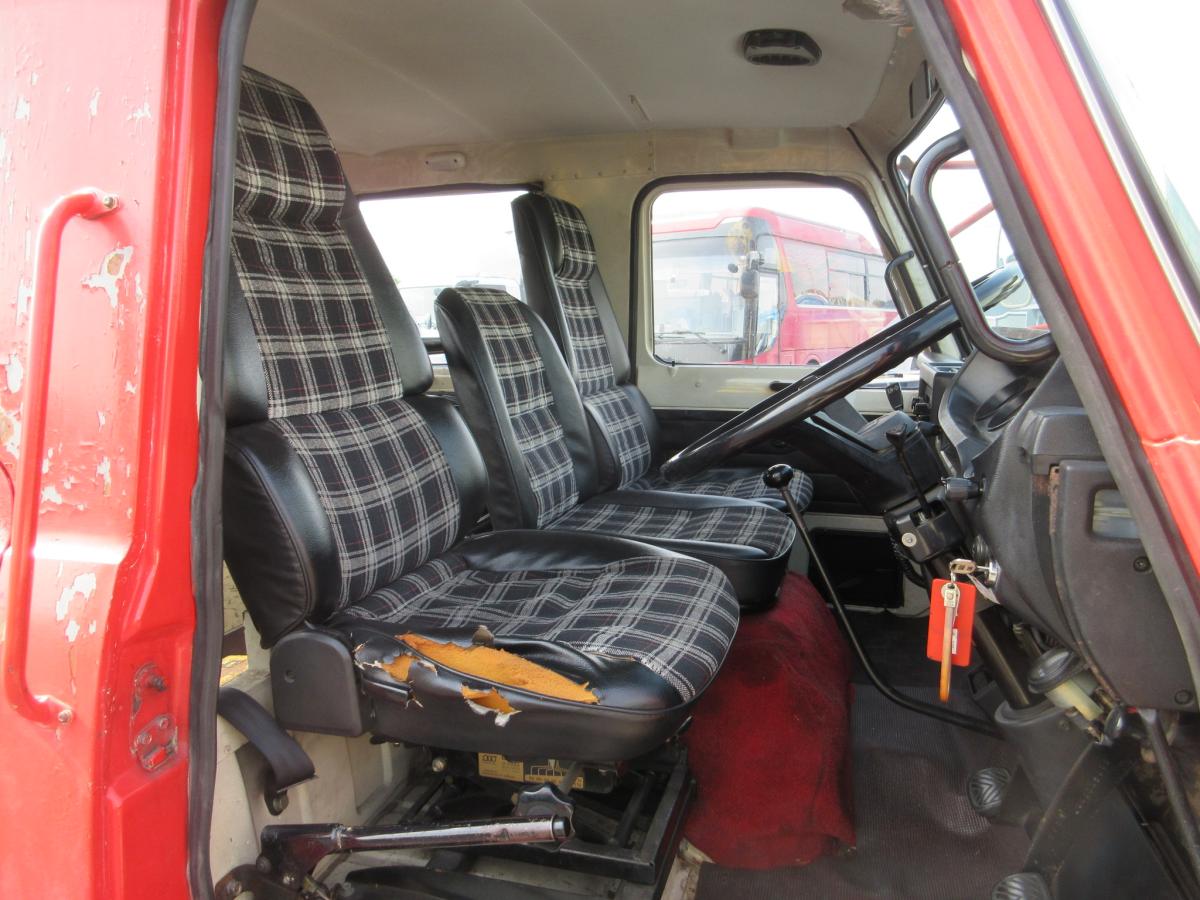 昭和57年 コンドル 消防車 Wキャブ !!|中古トラックの販売・買取・査定のアイナビ