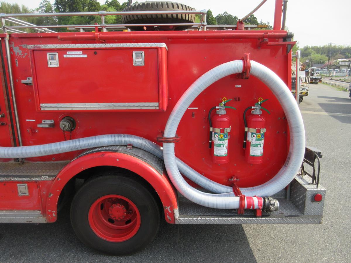 昭和57年 コンドル 消防車 Wキャブ !!|中古トラックの販売・買取・査定のアイナビ