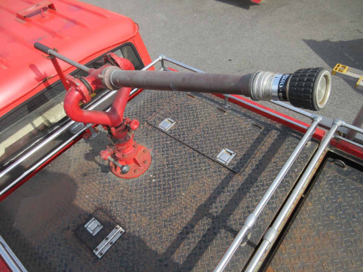 昭和57年 コンドル 消防車 Wキャブ !!|中古トラックの販売・買取・査定のアイナビ