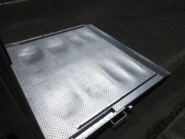 日野 バン車 デュトロ|中古トラックの販売・買取・査定のアイナビ