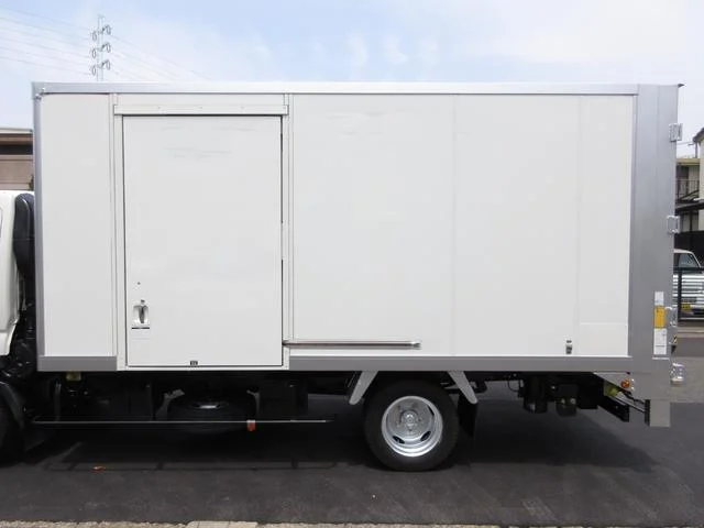 トヨタ バン車|中古トラックの販売・買取・査定のアイナビ