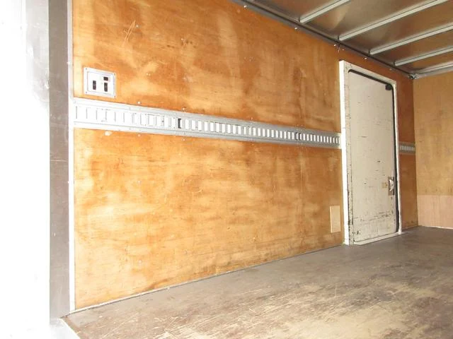 トヨタ バン車|中古トラックの販売・買取・査定のアイナビ