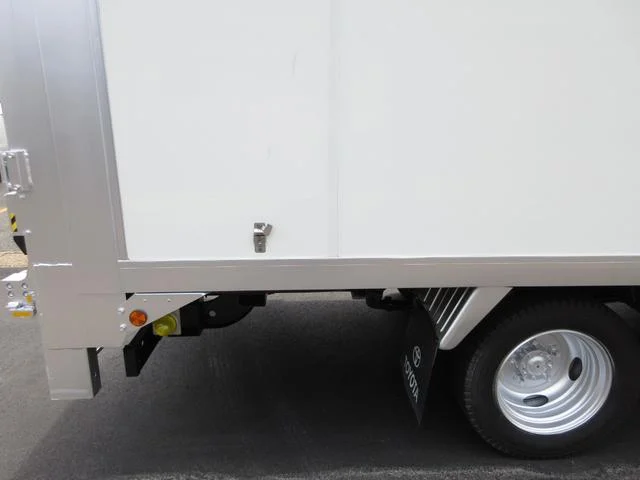 トヨタ バン車|中古トラックの販売・買取・査定のアイナビ