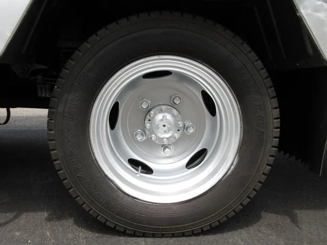 トヨタ バン車|中古トラックの販売・買取・査定のアイナビ