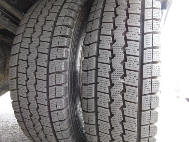 トヨタ バン車|中古トラックの販売・買取・査定のアイナビ