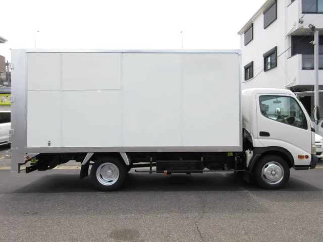 トヨタ バン車|中古トラックの販売・買取・査定のアイナビ