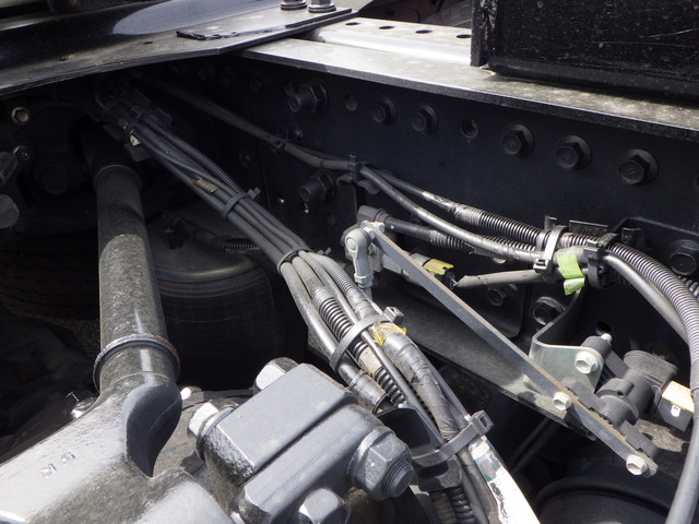 日野2DG-SH1EDGGSヘッド10t超|中古トラックの販売・買取・査定のアイナビ