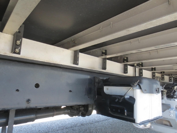 日野レンジャードライバン|中古トラックの販売・買取・査定のアイナビ