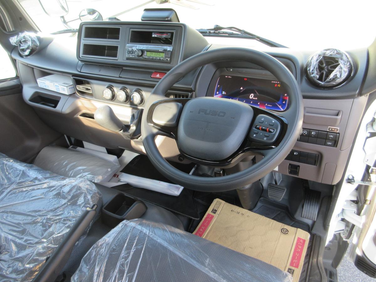 標準幅 ロング 積載3トン 全低床 平ボデー !!|中古トラックの販売・買取・査定のアイナビ