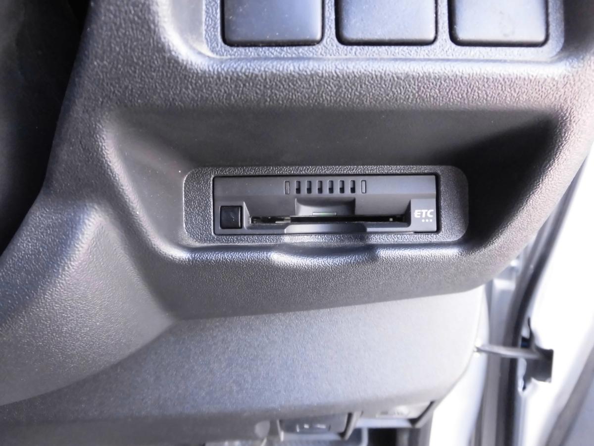 R2年ハイエースV ロングDX-GLパッケージ 5dr 車検有!|中古トラックの販売・買取・査定のアイナビ