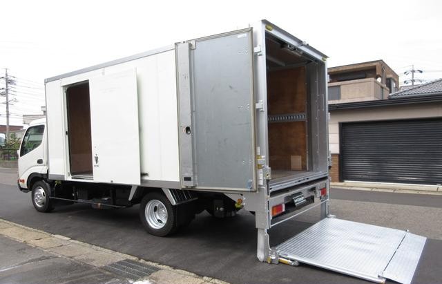 トヨタ バン車|中古トラックの販売・買取・査定のアイナビ