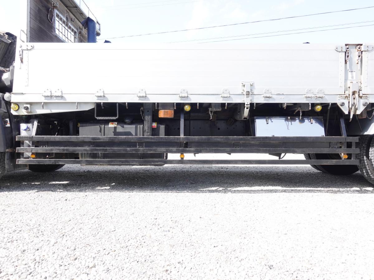 積載13.7t大型平ボディー|中古トラックの販売・買取・査定のアイナビ