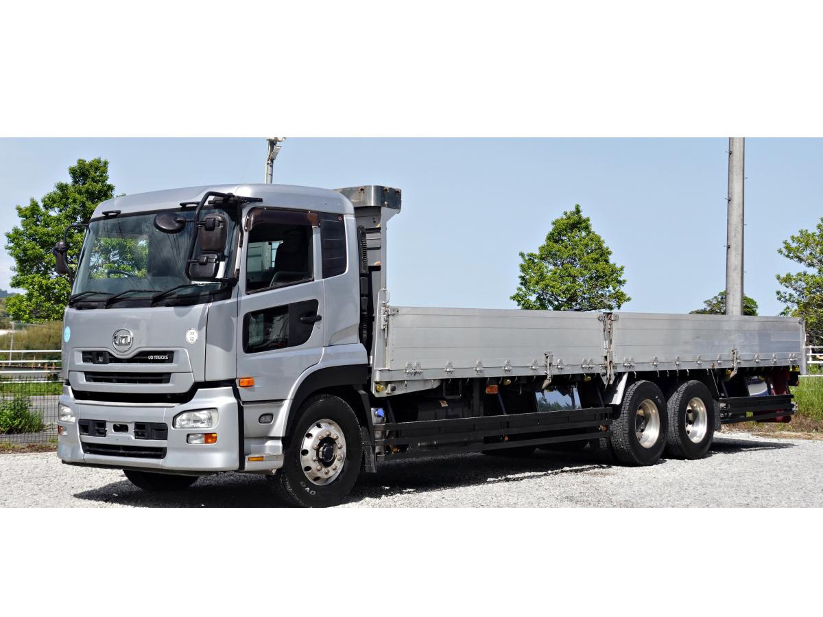 積載13.7t大型平ボディー|中古トラックの販売・買取・査定のアイナビ