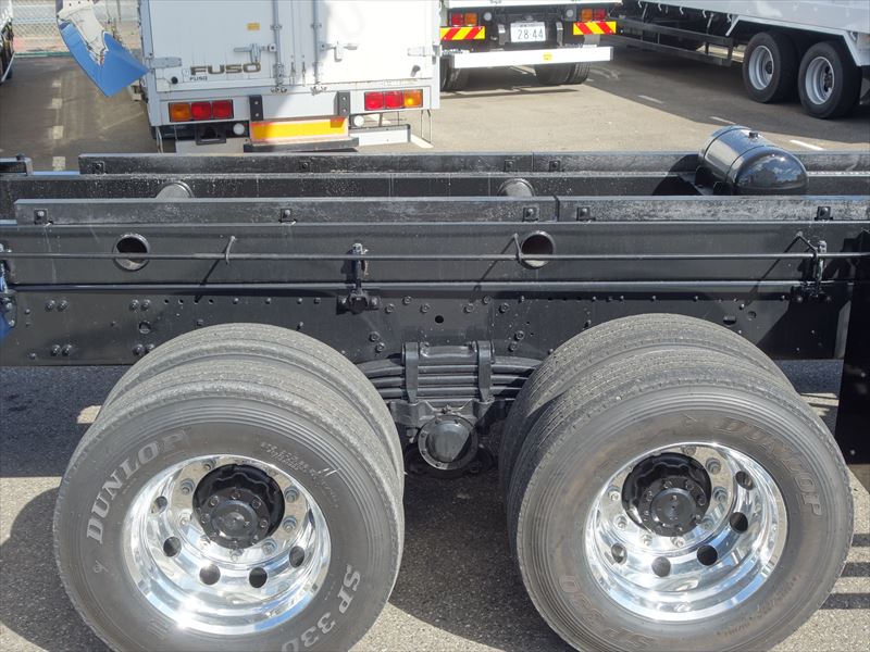 深ダンプ新型ふそう|中古トラックの販売・買取・査定のアイナビ