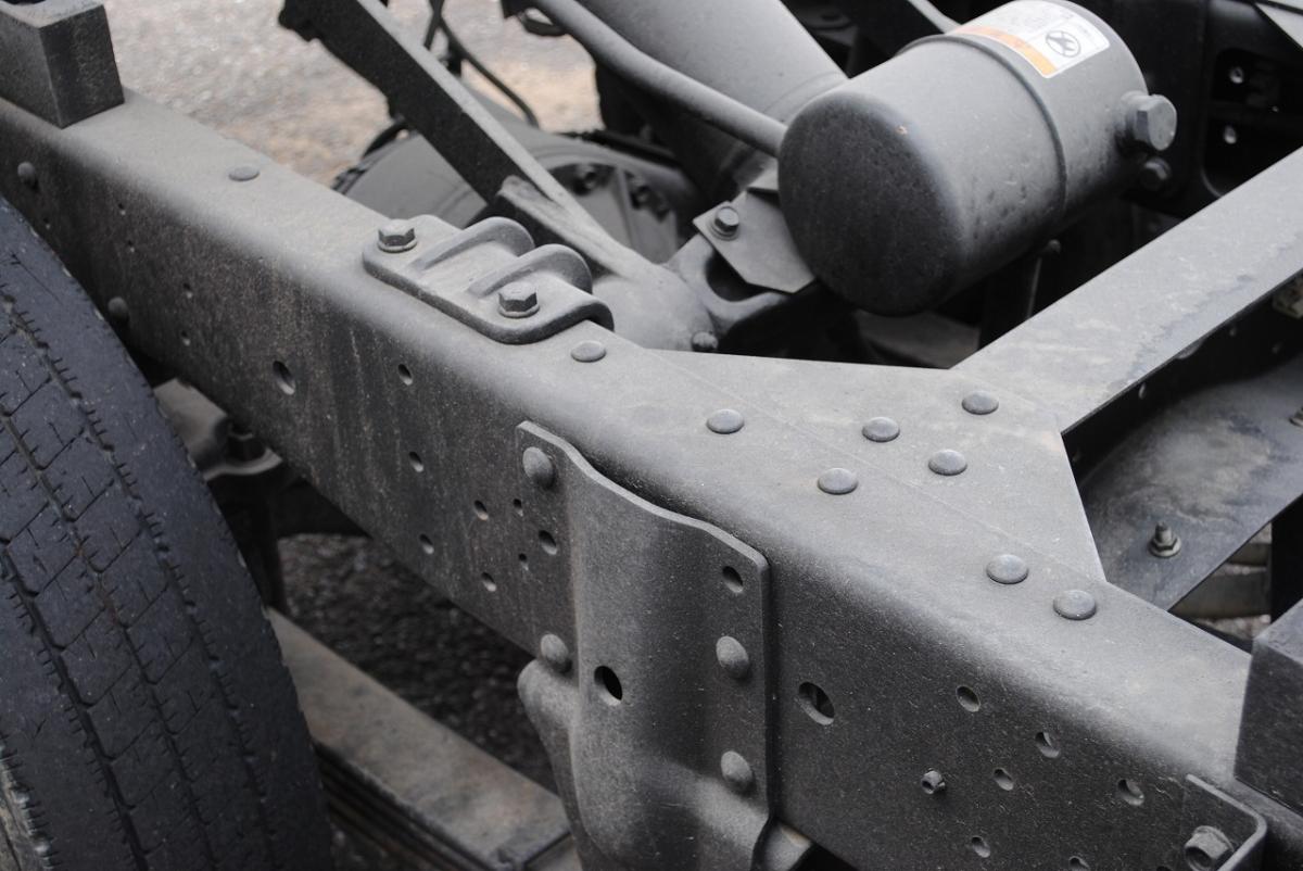 H29 エルフ ダンプ 積載3t 全低床|中古トラックの販売・買取・査定のアイナビ