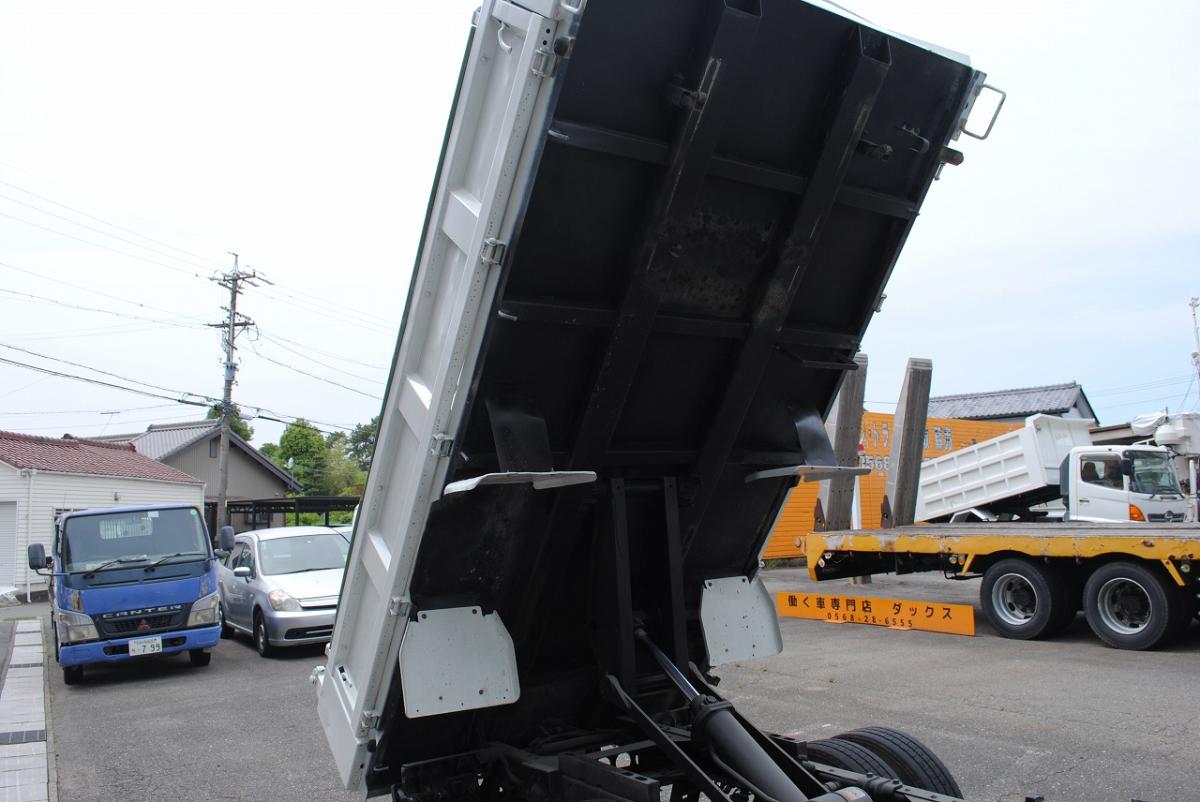 H29 エルフ ダンプ 積載3t 全低床|中古トラックの販売・買取・査定のアイナビ