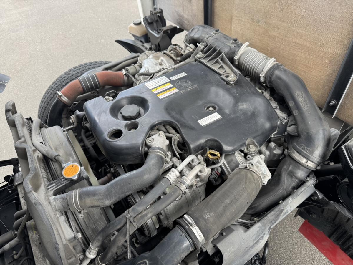 平成29年エルフ標準ロング平ボディーマニュアル6速|中古トラックの販売・買取・査定のアイナビ