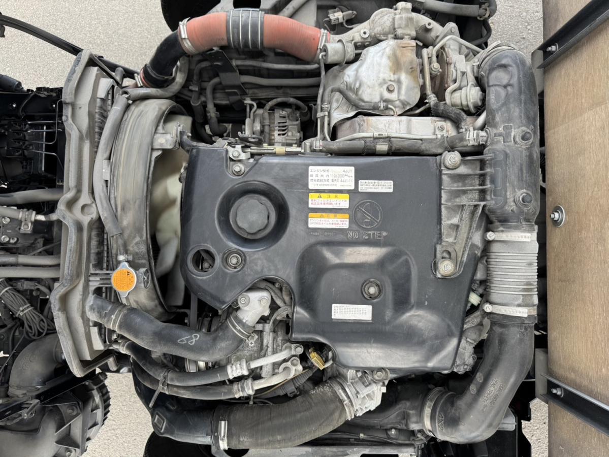 平成29年エルフ標準ロング平ボディーマニュアル6速|中古トラックの販売・買取・査定のアイナビ