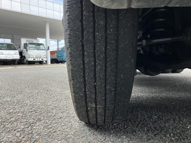 日野 平ボディ デュトロ|中古トラックの販売・買取・査定のアイナビ