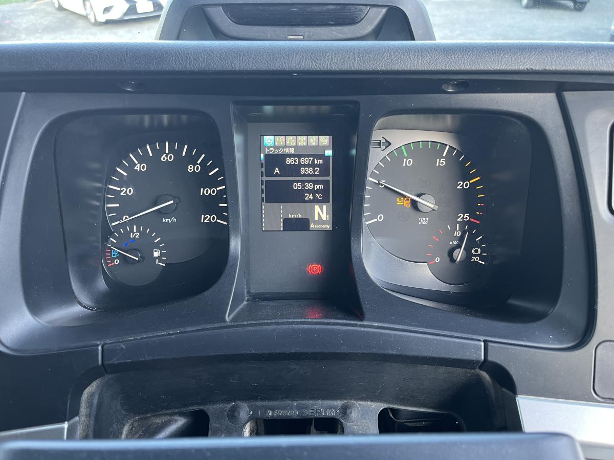 4軸低床 後輪エアサス 寒冷地仕様|中古トラックの販売・買取・査定のアイナビ