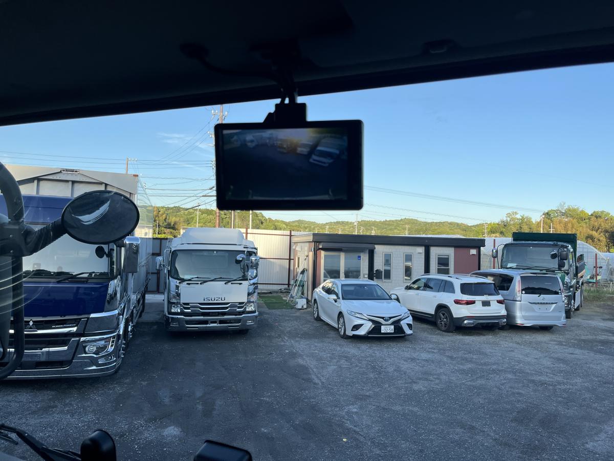 4軸低床 後輪エアサス 寒冷地仕様|中古トラックの販売・買取・査定のアイナビ