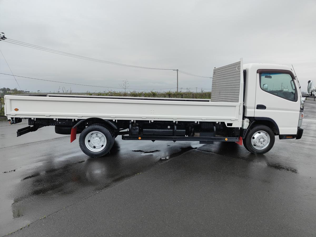 平成25年キャンター平ボディーワイドロング積載4000kg|中古トラックの販売・買取・査定のアイナビ